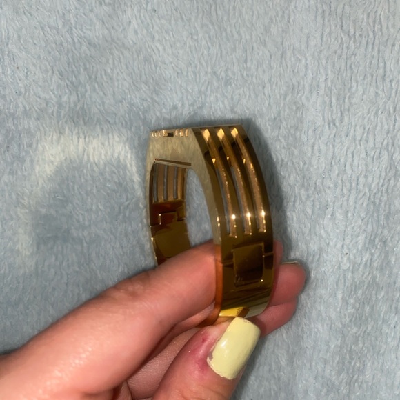 Gold Tory Burch x Fitbit flex hinged statement cuff bracelet - Picture 4 of 6